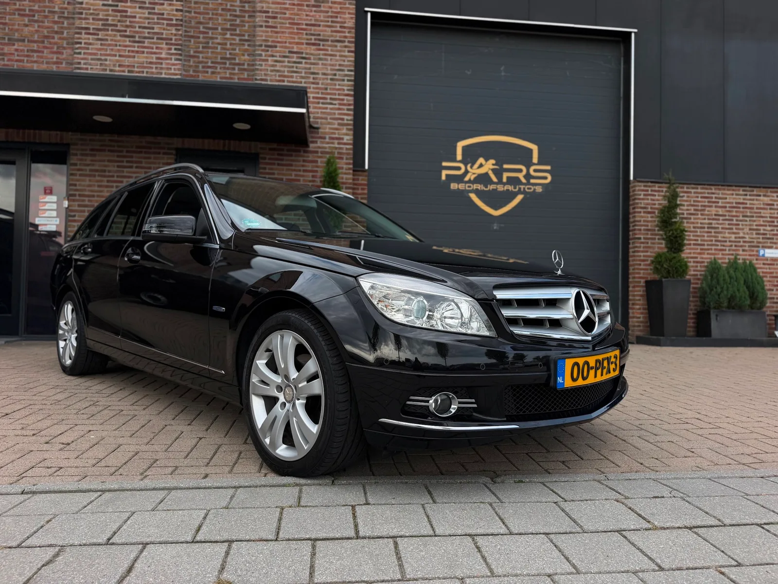 Mercedes-Benz C-Klasse (2011) — foto 1