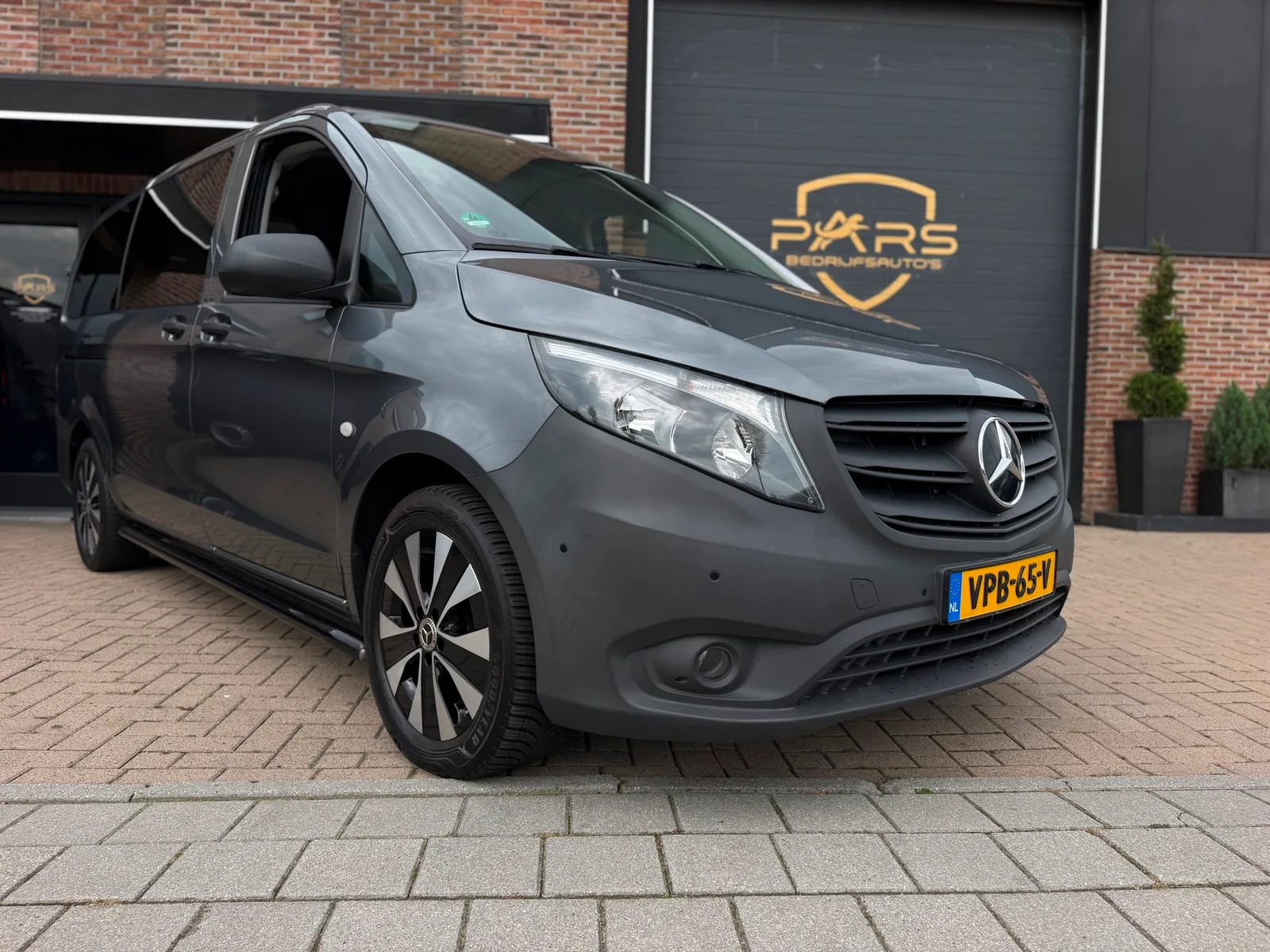 Mercedes-Benz Vito (2022) — foto 1