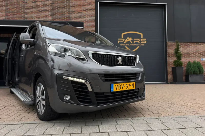 Peugeot Expert (2019)
