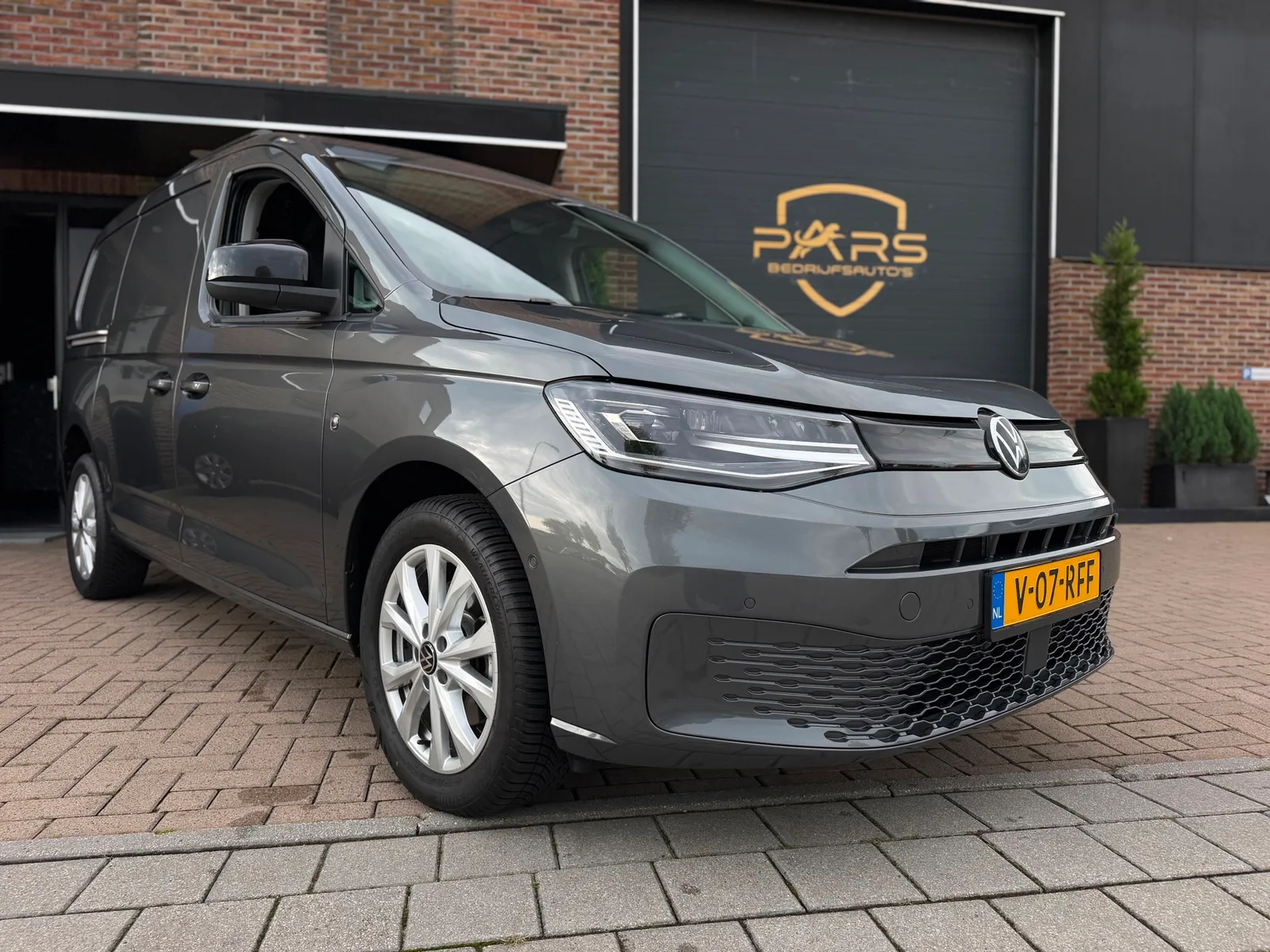 Volkswagen Caddy (2023) — foto 1