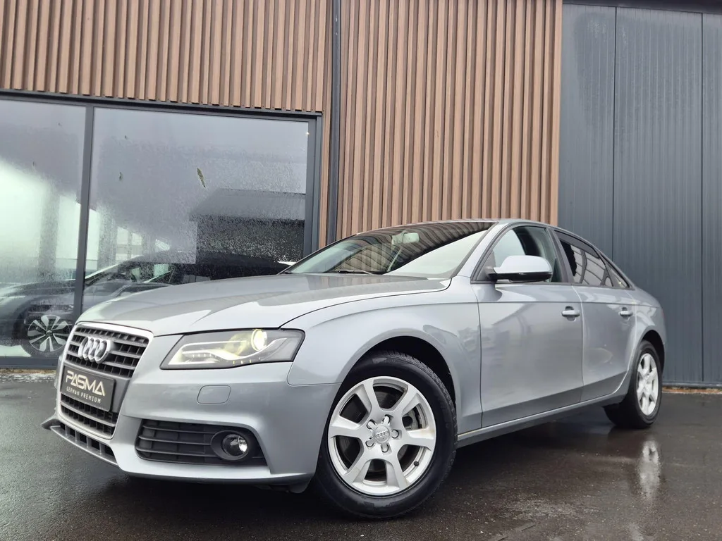 Audi A4 (2010) — foto 1