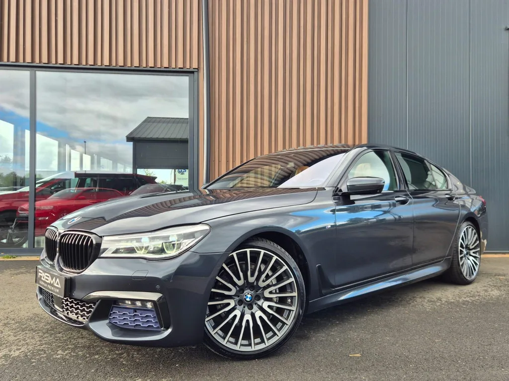 BMW 7-Serie (2015) — foto 1