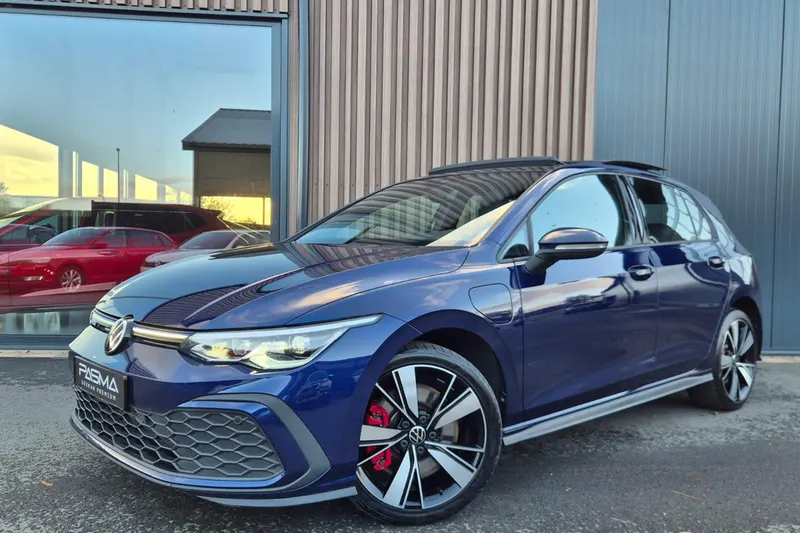 Volkswagen Golf (2022)