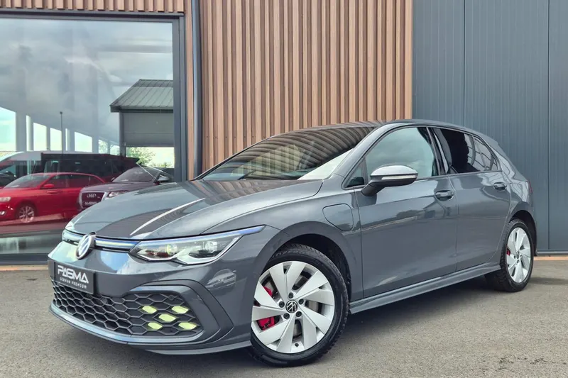 Volkswagen Golf (2021)