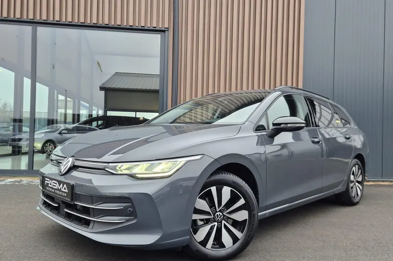 Volkswagen Golf (2025)