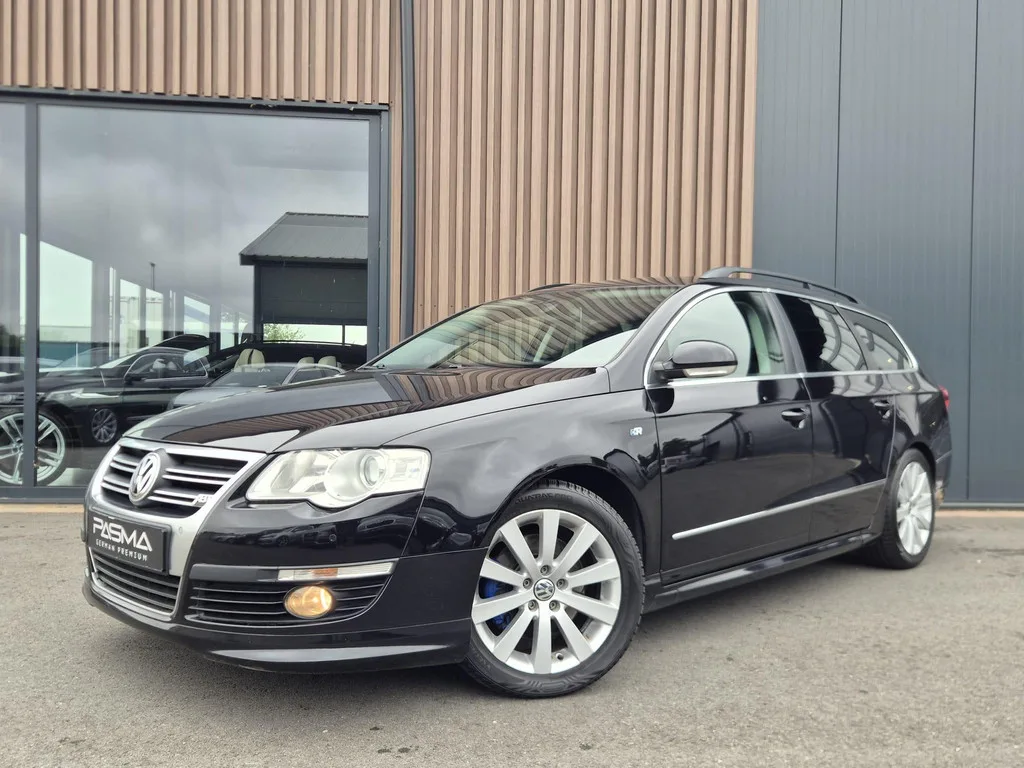 Volkswagen Passat (2009) — foto 1