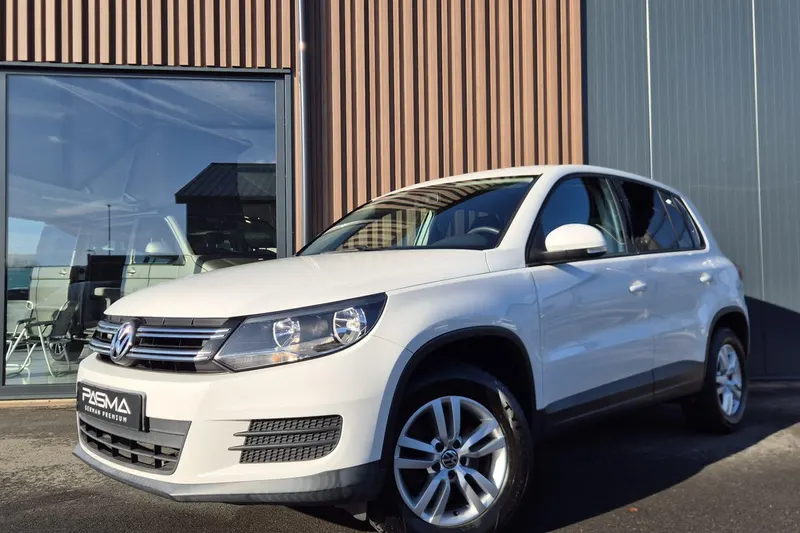 Volkswagen Tiguan (2012)