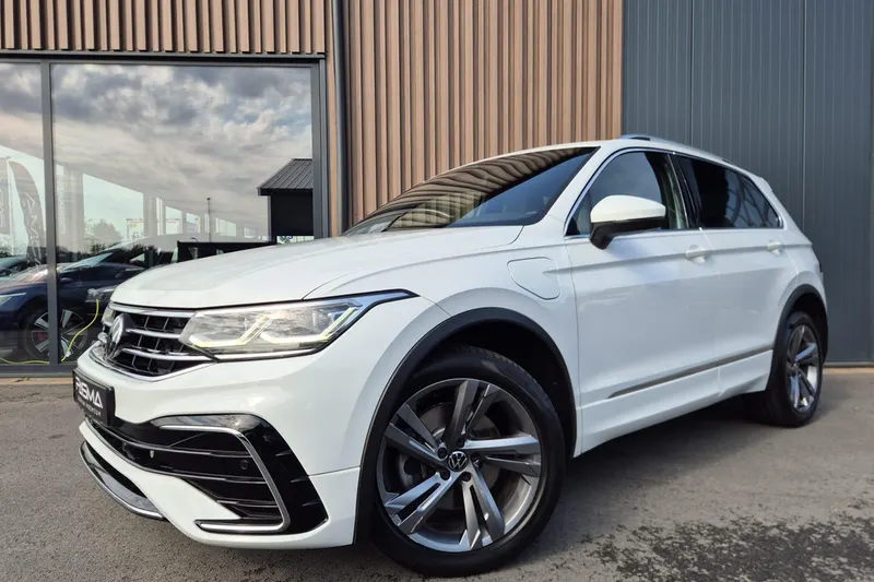 Volkswagen Tiguan (2022)