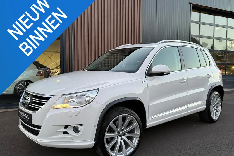 Volkswagen Tiguan (2011)