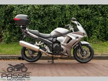 Suzuki GSX 1250 FA (2014) — foto 1