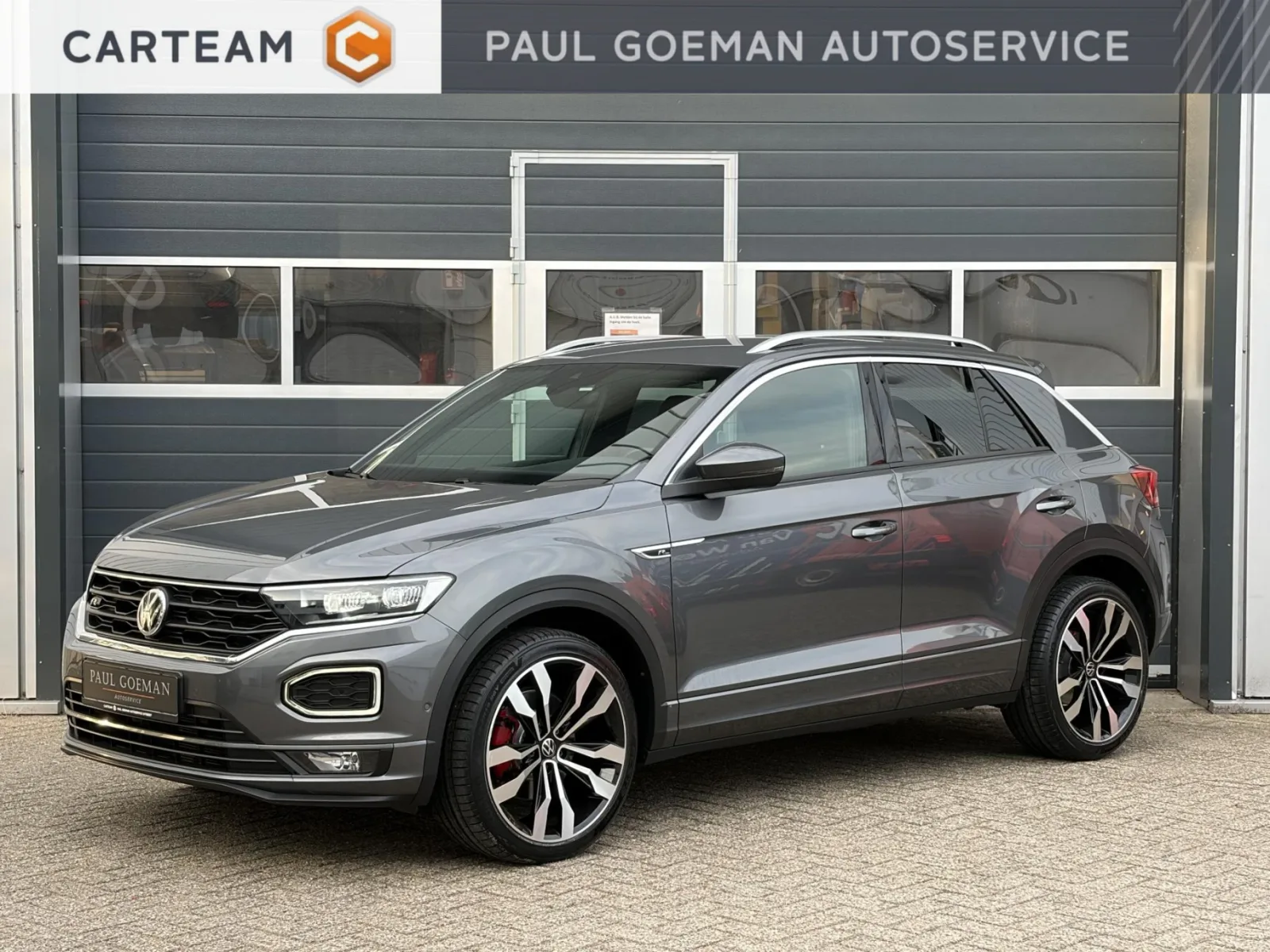 Volkswagen T-Roc (2019) — foto 1