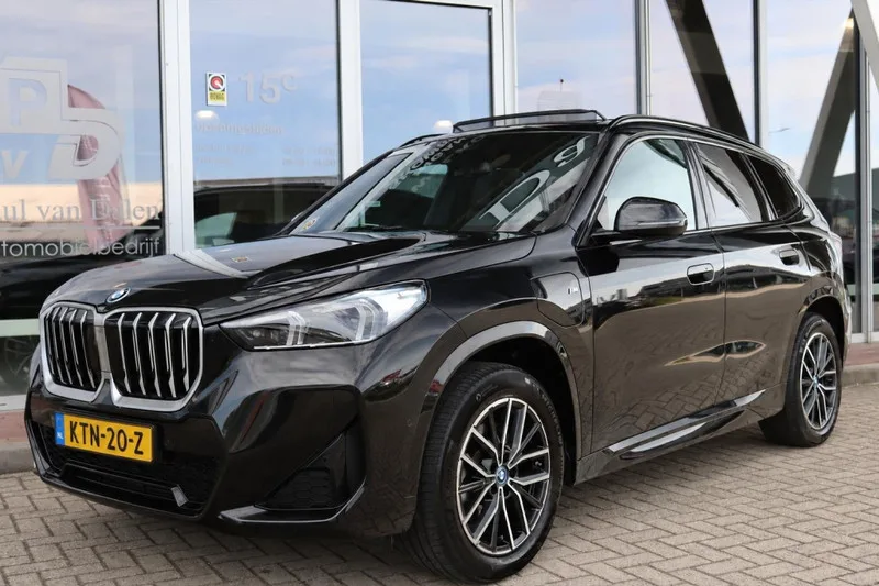 BMW X1 (2024) — foto 1
