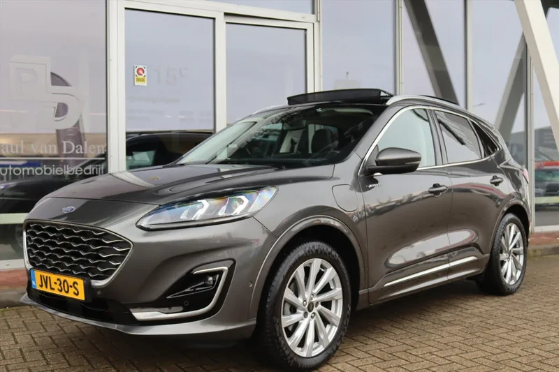 Ford Kuga (2021) — foto 1