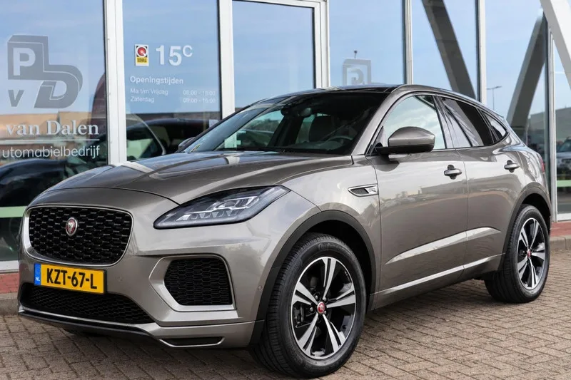 Jaguar E-Pace (2023) — foto 1