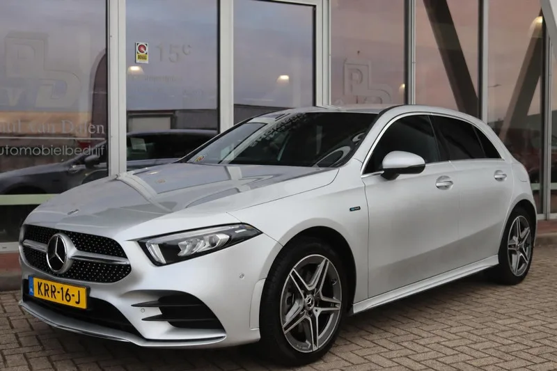 Mercedes-Benz A-Klasse (2021) — foto 1