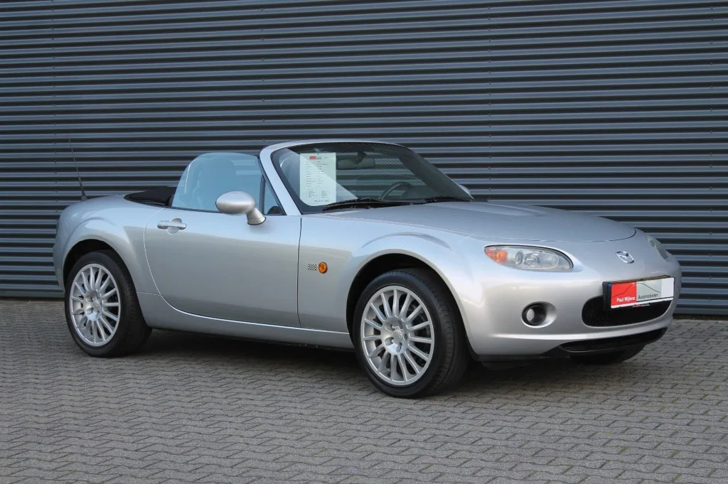 Mazda MX-5 (2006) — foto 1