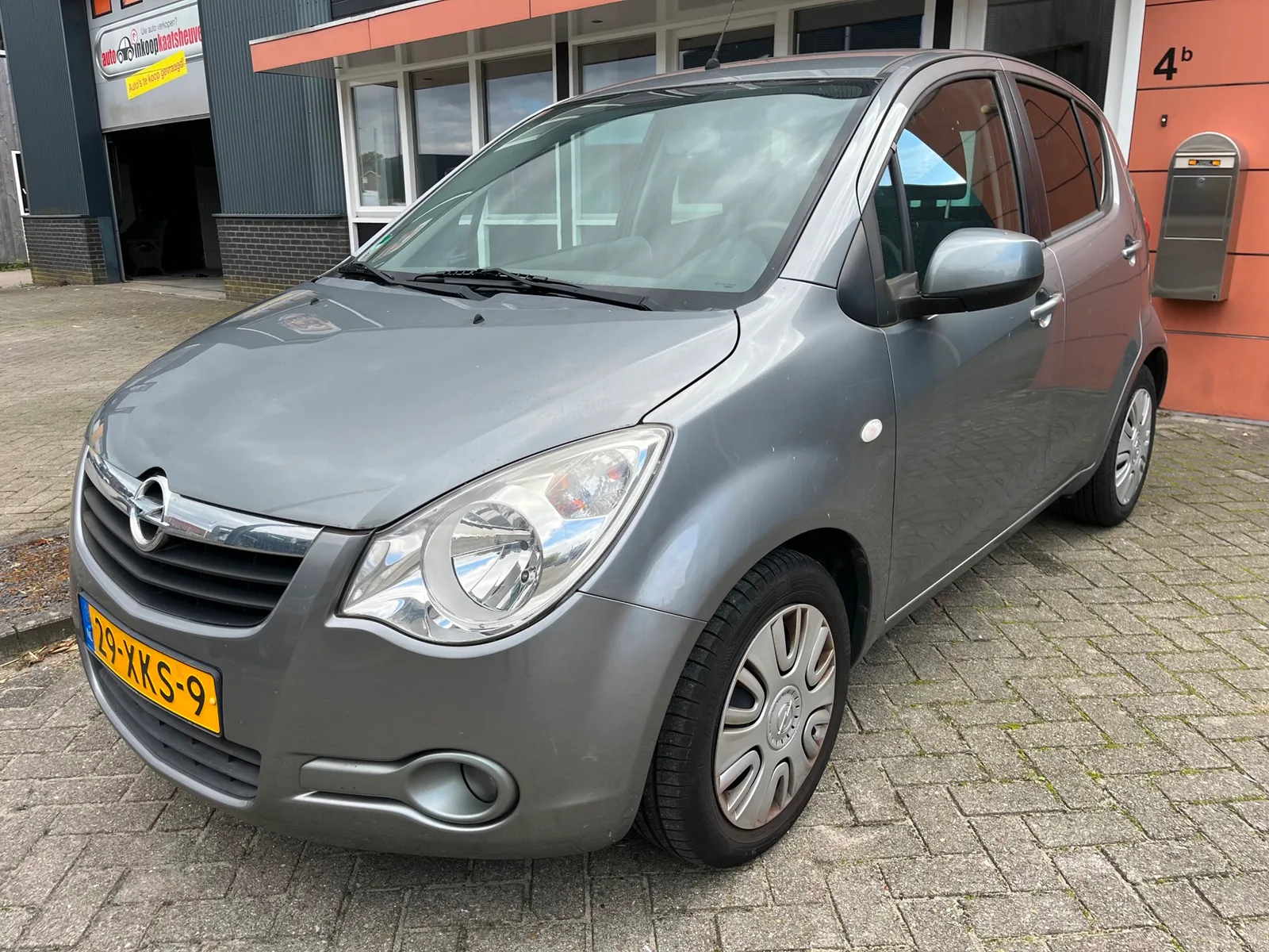 Opel Agila (2012) — foto 1