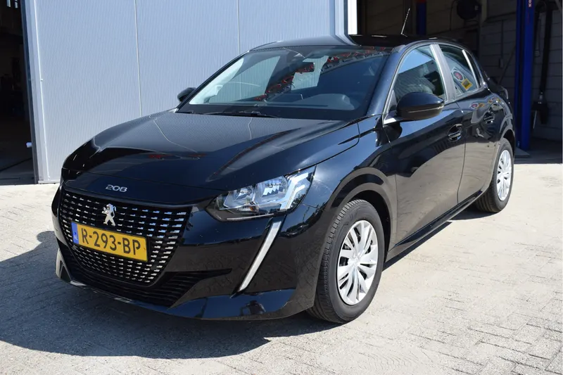 Peugeot 208 (2022)