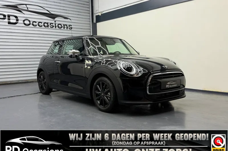 MINI Cooper (2022)