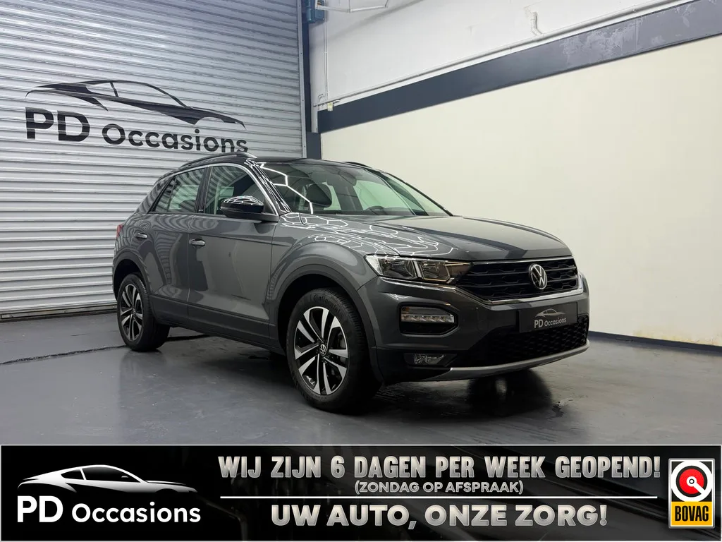 Volkswagen T-Roc (2021) — foto 1