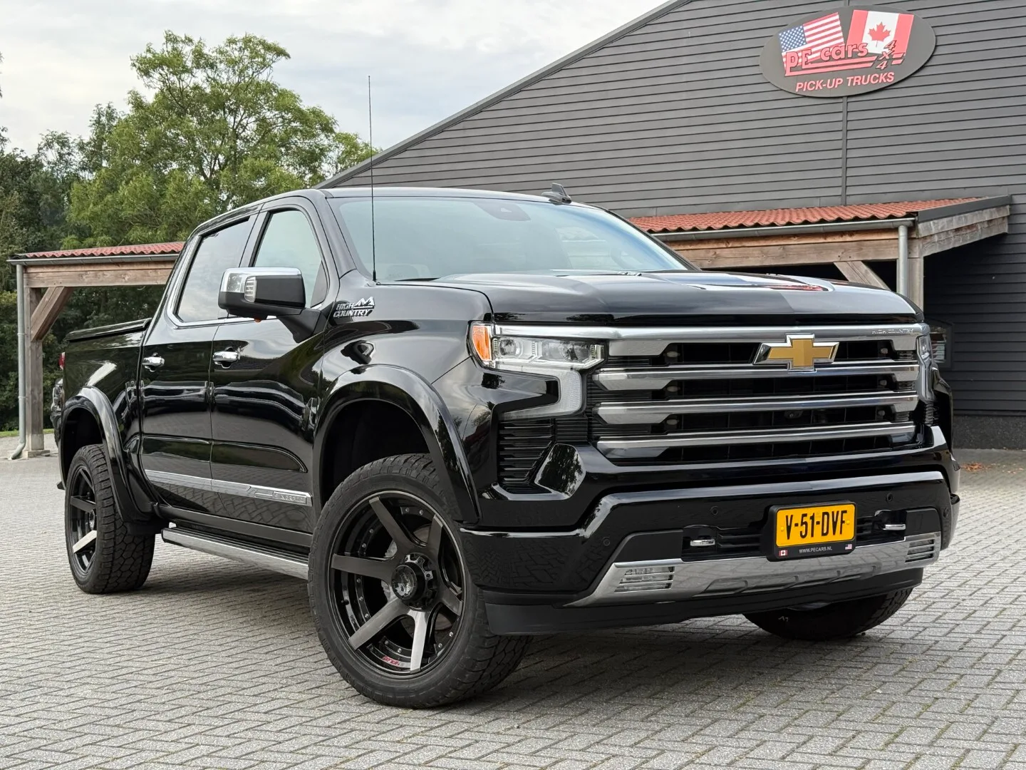 Chevrolet Silverado (2024) — foto 1