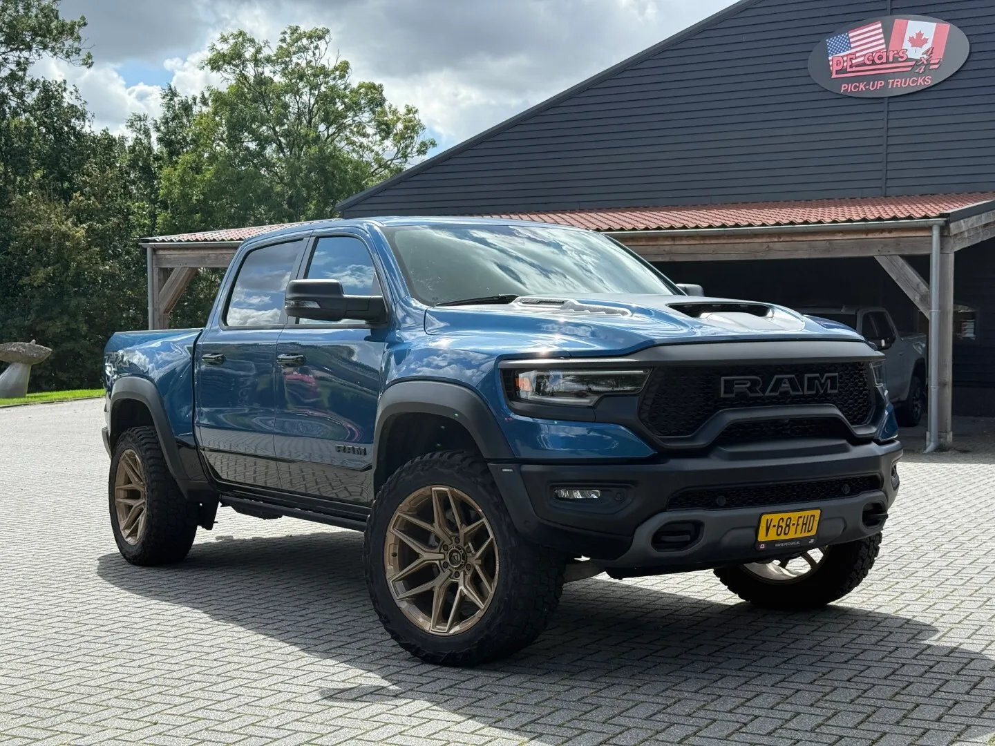 Dodge RAM (2024) — foto 1