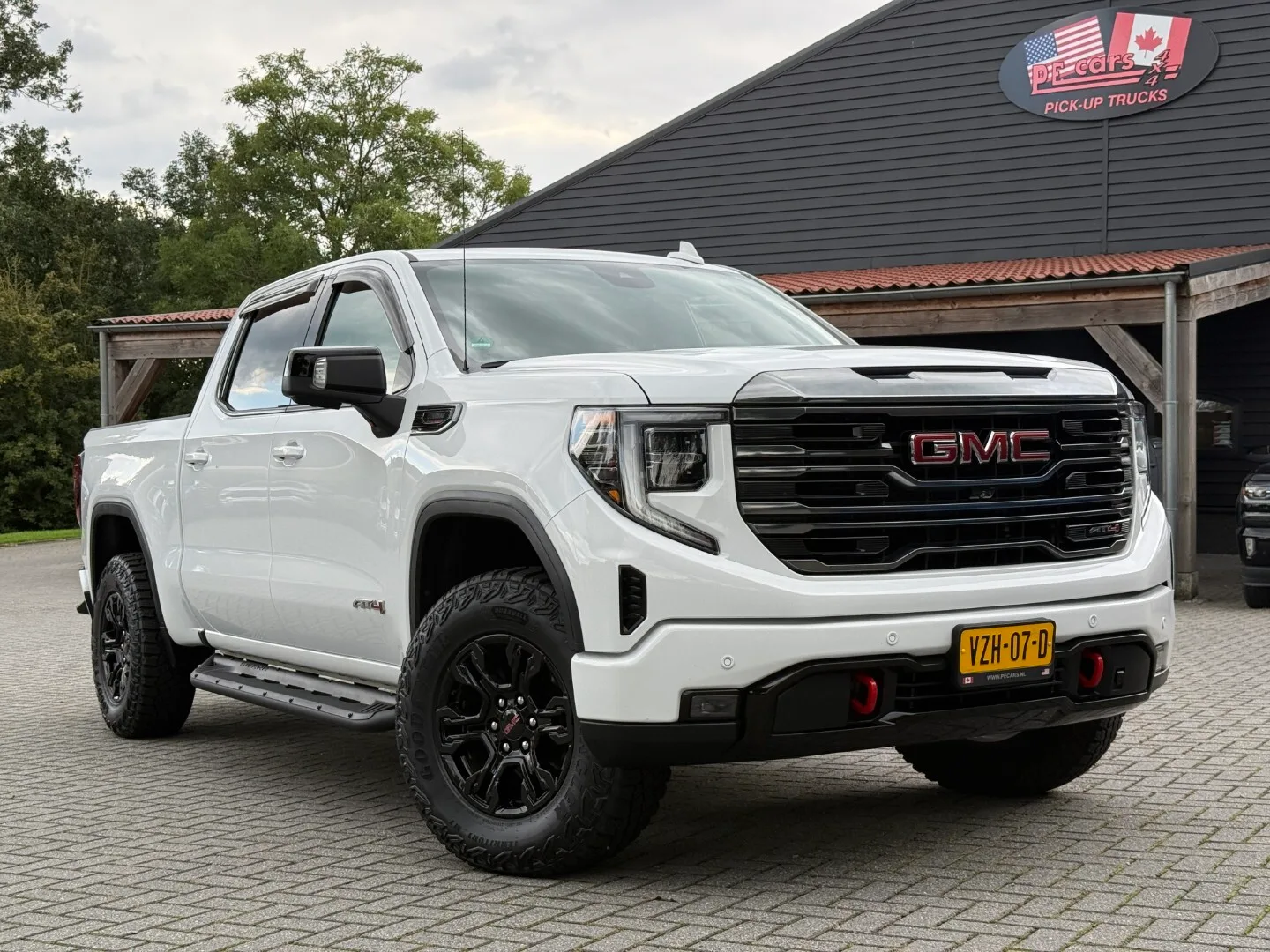 GMC Sierra (2023) — foto 1