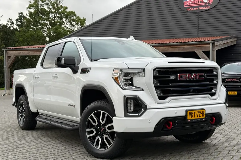 GMC Sierra (2021)