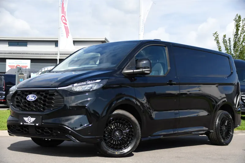 Ford Transit Custom (2024)