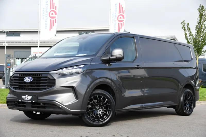 Ford Transit Custom (2024)