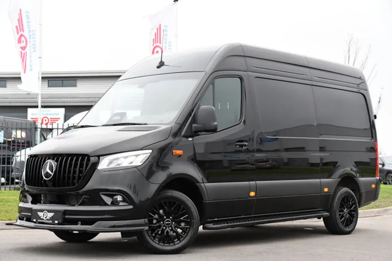 Mercedes-Benz Sprinter (2024)