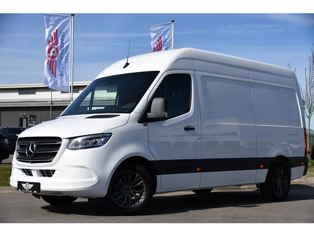 Mercedes-Benz Sprinter (2021) — foto 1