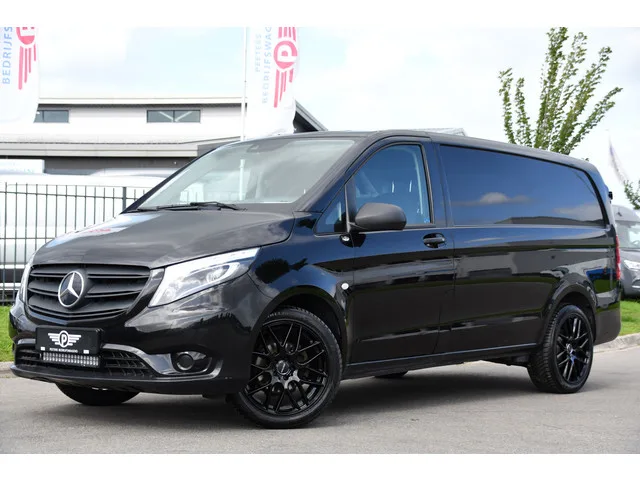 Mercedes-Benz Vito (2022) — foto 1