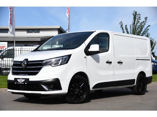 Renault Trafic (2022) — foto 1