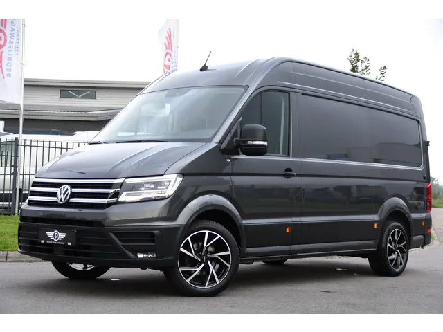 Volkswagen Crafter (2023) — foto 1