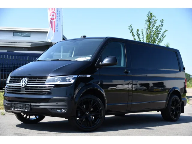 Volkswagen Transporter (2021) — foto 1