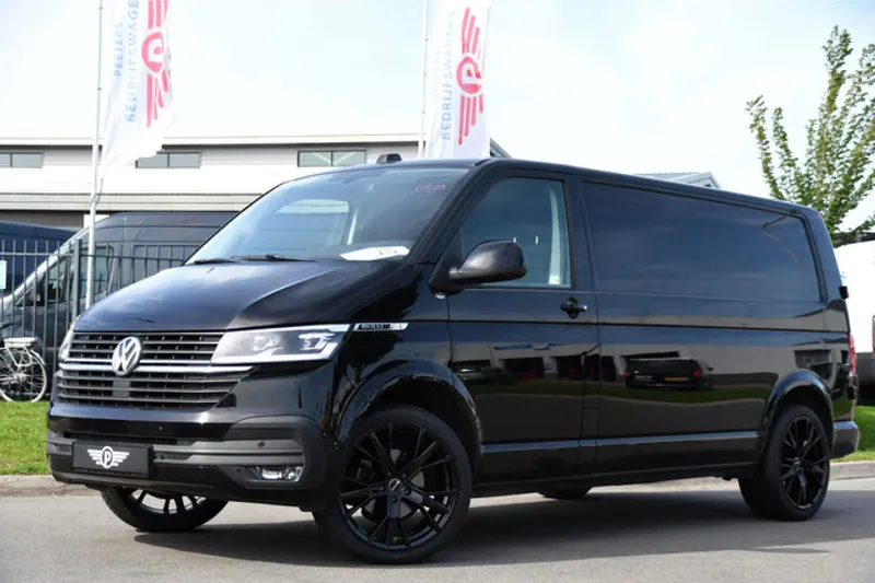 Volkswagen Transporter (2023)