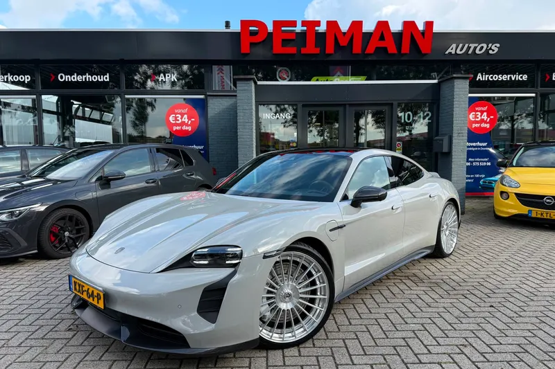 Porsche Taycan (2021)