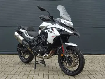 Benelli TRK 502 (2026) — foto 1