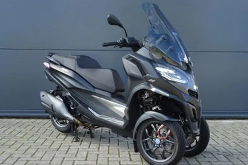 Piaggio MP3 530 HPE Advance Exlusive (2026)