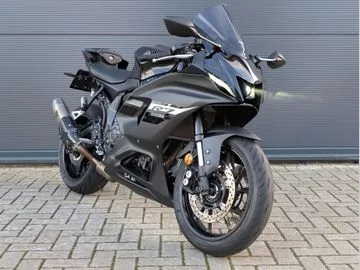 Yamaha YZF-R7 (2024) — foto 1