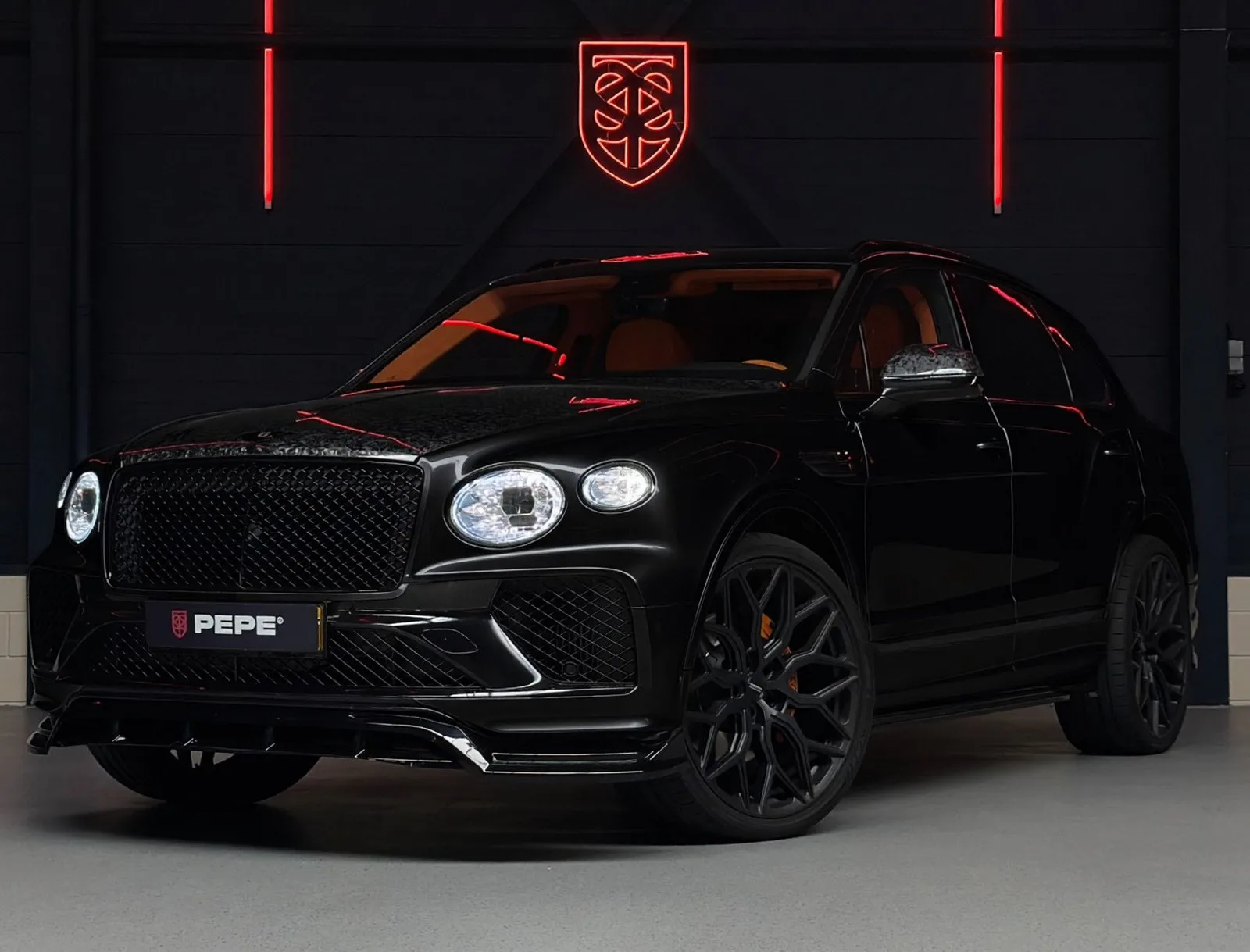 Bentley Bentayga (2022) — foto 1
