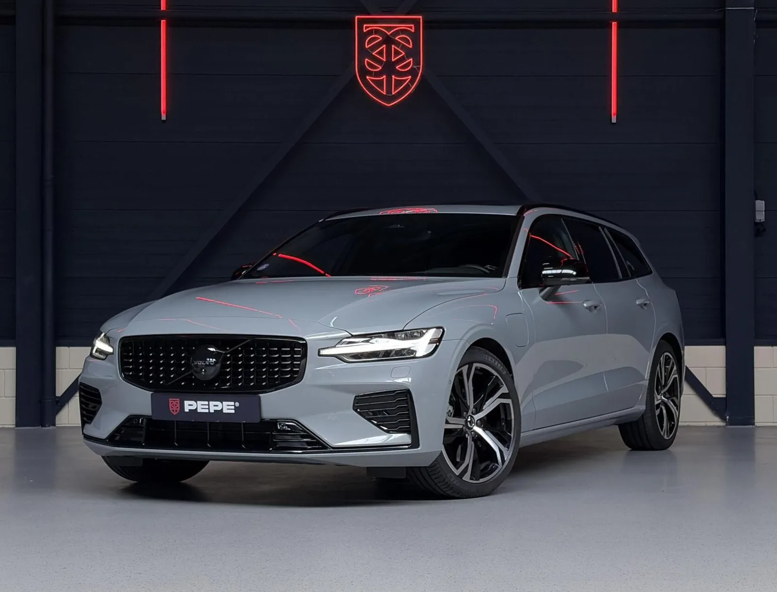 Volvo V60 (2024) — foto 1
