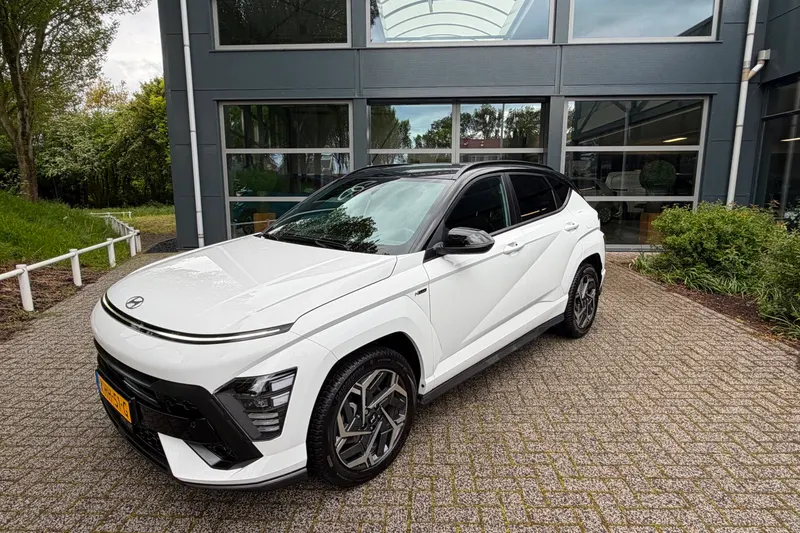 Hyundai Kona (2023)
