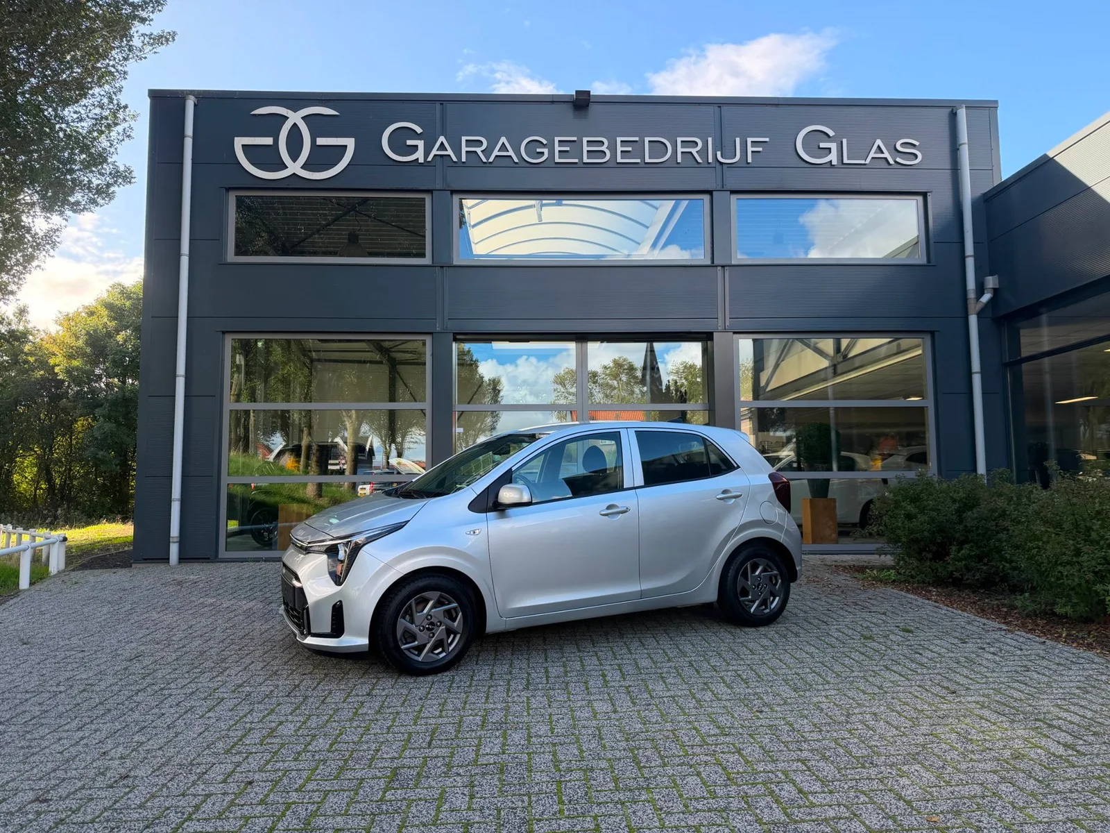 Kia Picanto (2025) — foto 1