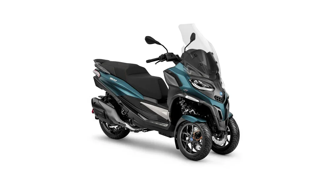 Piaggio MP3 530cc Sport HPE EURO5+ Matblauw (2026) — foto 1