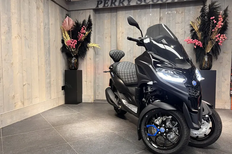 Piaggio MP3 310 (2026)