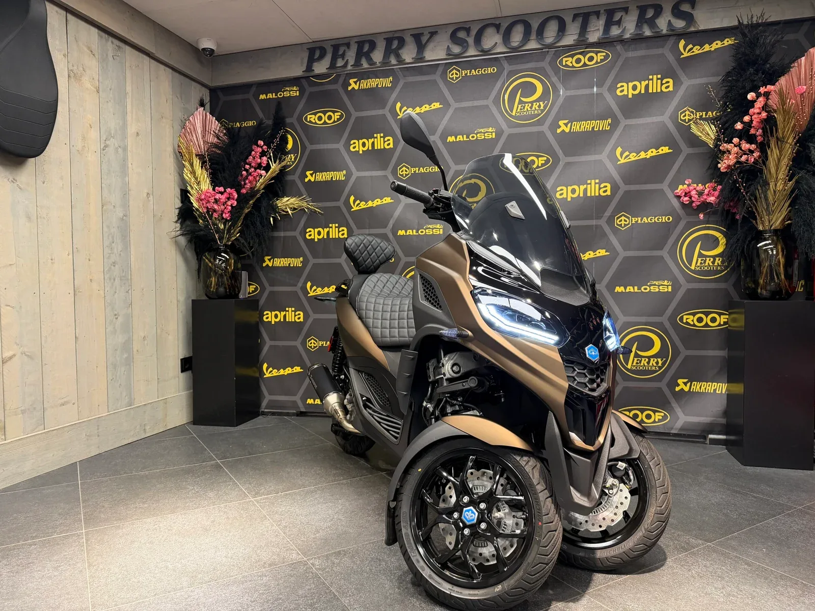 Piaggio MP3 310 (2026) — foto 1