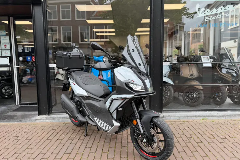 Aprilia SR GT 400CC (2026)