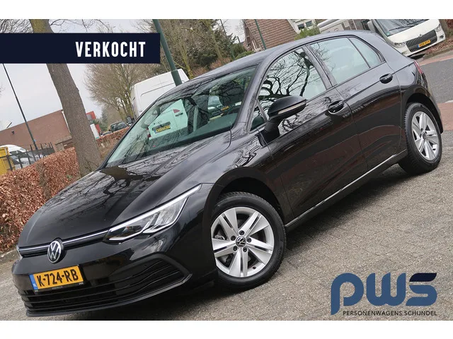 Volkswagen Golf (2021) — foto 1